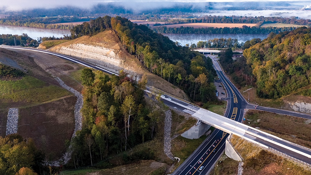 Aerial view, Veterans Memorial Highway
